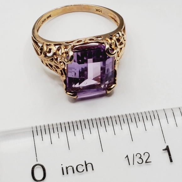 10k Solid Yellow Gold Genuine Purple Emerald Cut Amethyst Statement Ring - Picture 5 of 7
